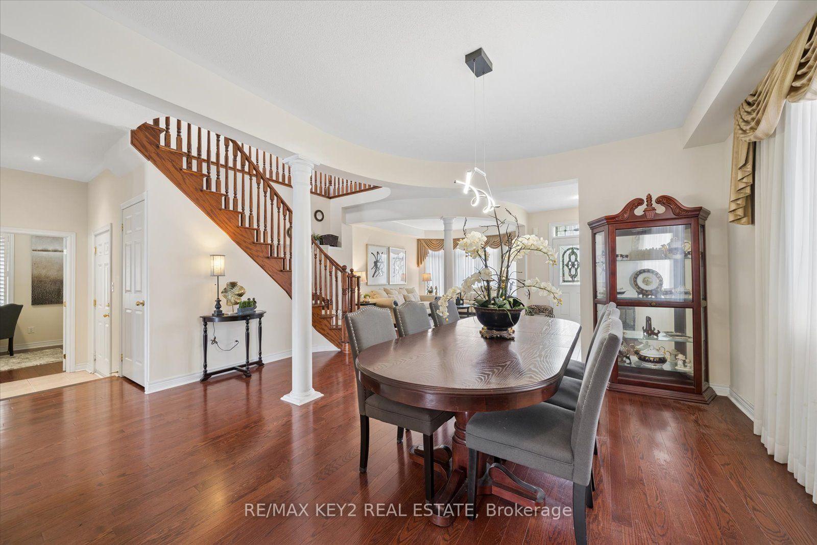 Photo 9 of 110 Walter Scott Crescent, Markham, Victoria Square — HOMEH