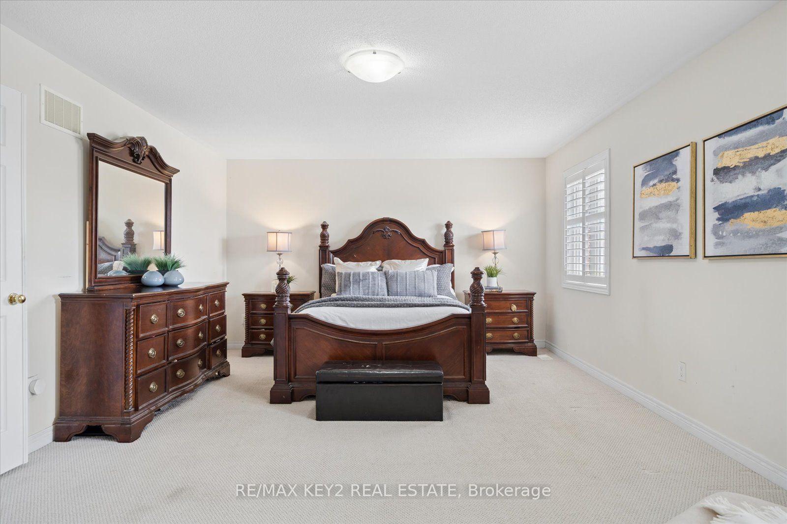Photo 21 of 110 Walter Scott Crescent, Markham, Victoria Square — HOMEH