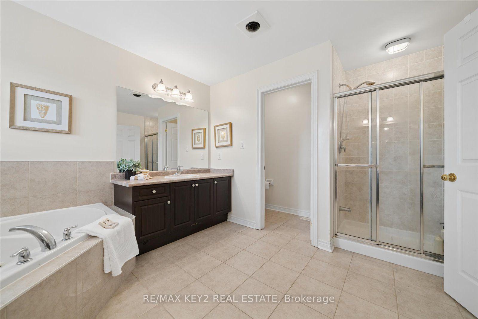 Photo 26 of 110 Walter Scott Crescent, Markham, Victoria Square — HOMEH