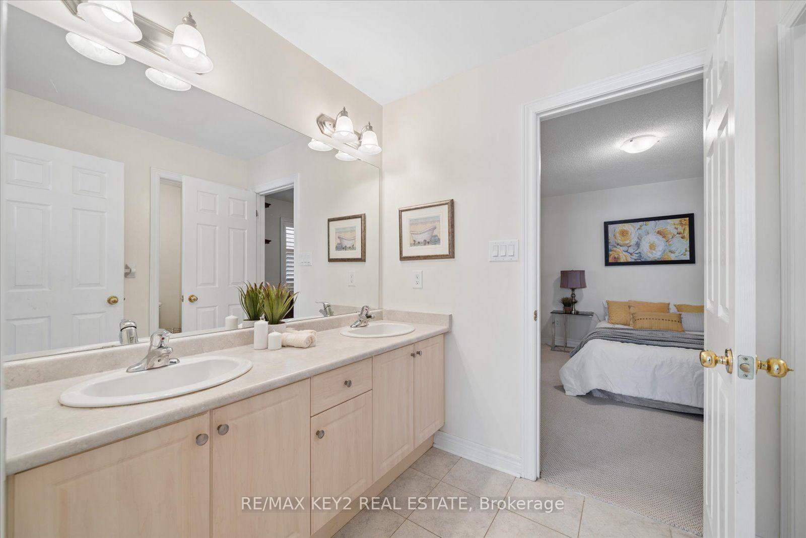 Photo 34 of 110 Walter Scott Crescent, Markham, Victoria Square — HOMEH