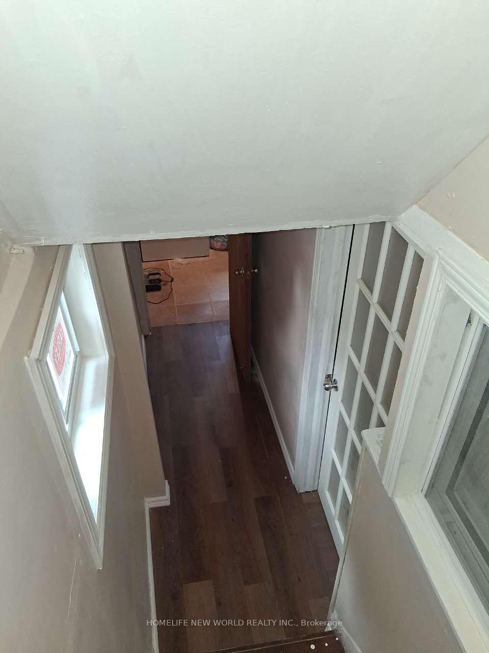 Photo 5 of Unit Bsmt, 19 Benfrisco Crescent S, Scarborough, Woburn — HOMEH