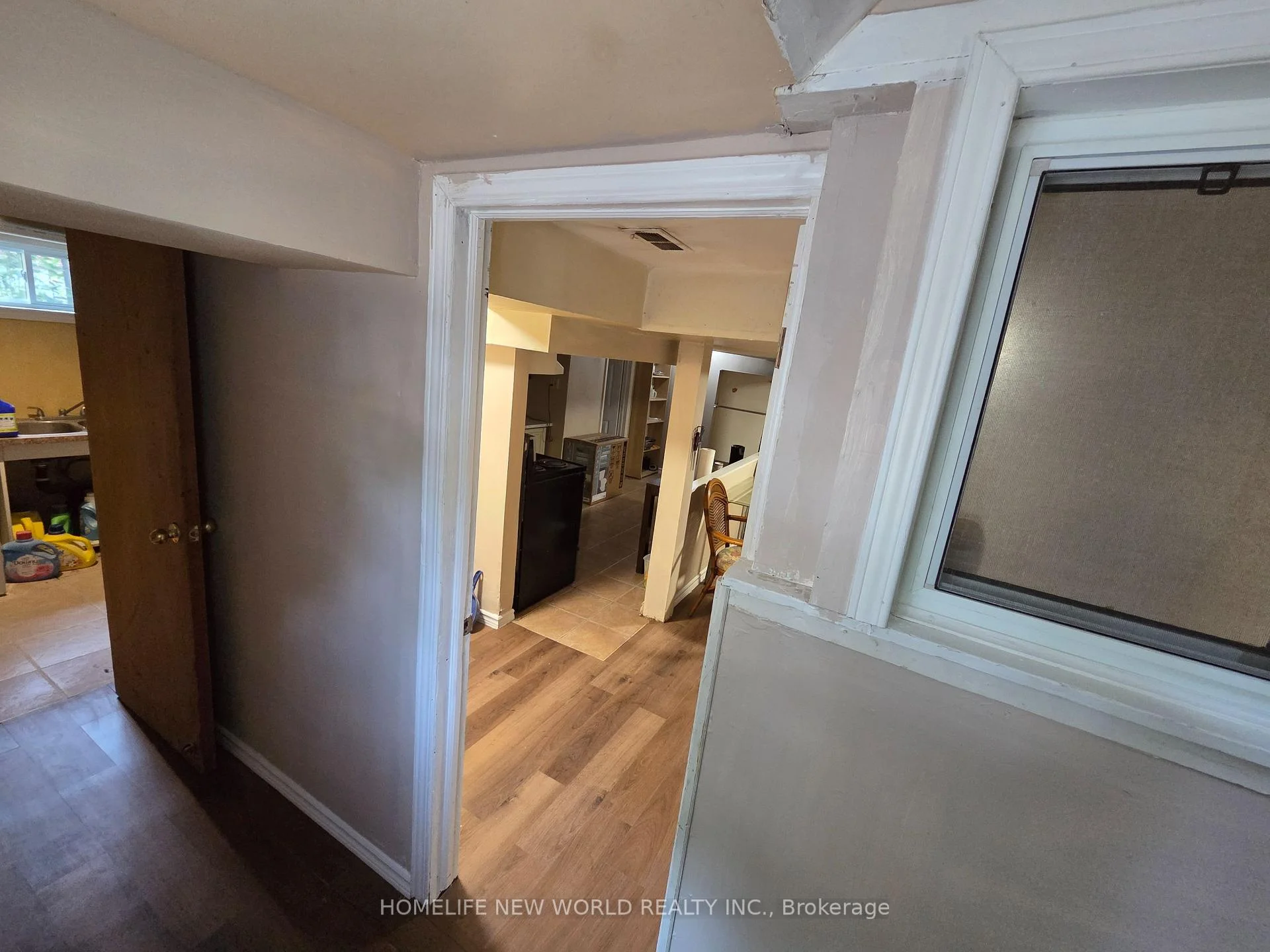 Photo 10 of Unit Bsmt, 19 Benfrisco Crescent S, Scarborough, Woburn — HOMEH