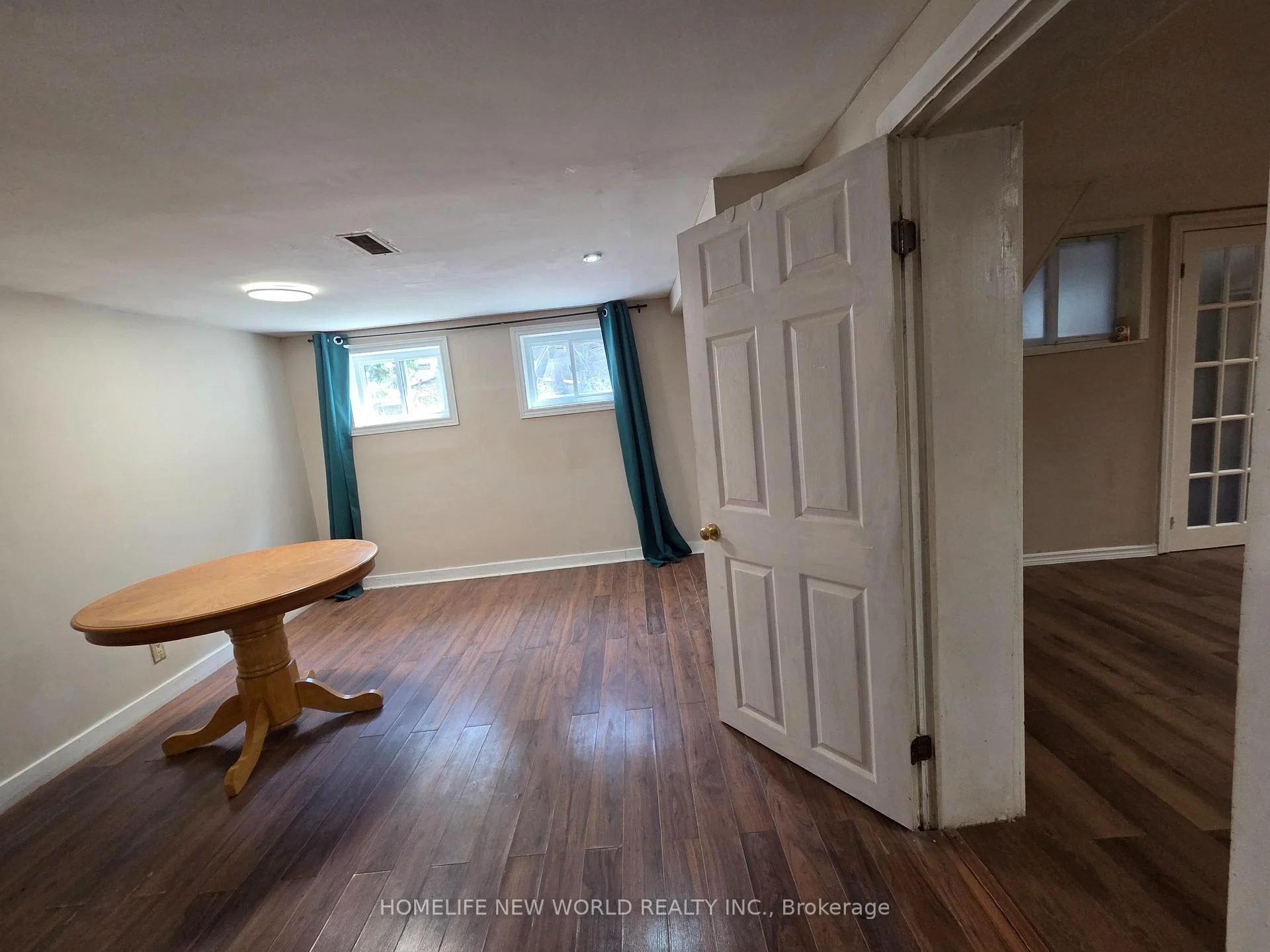 Photo 14 of Unit Bsmt, 19 Benfrisco Crescent S, Scarborough, Woburn — HOMEH