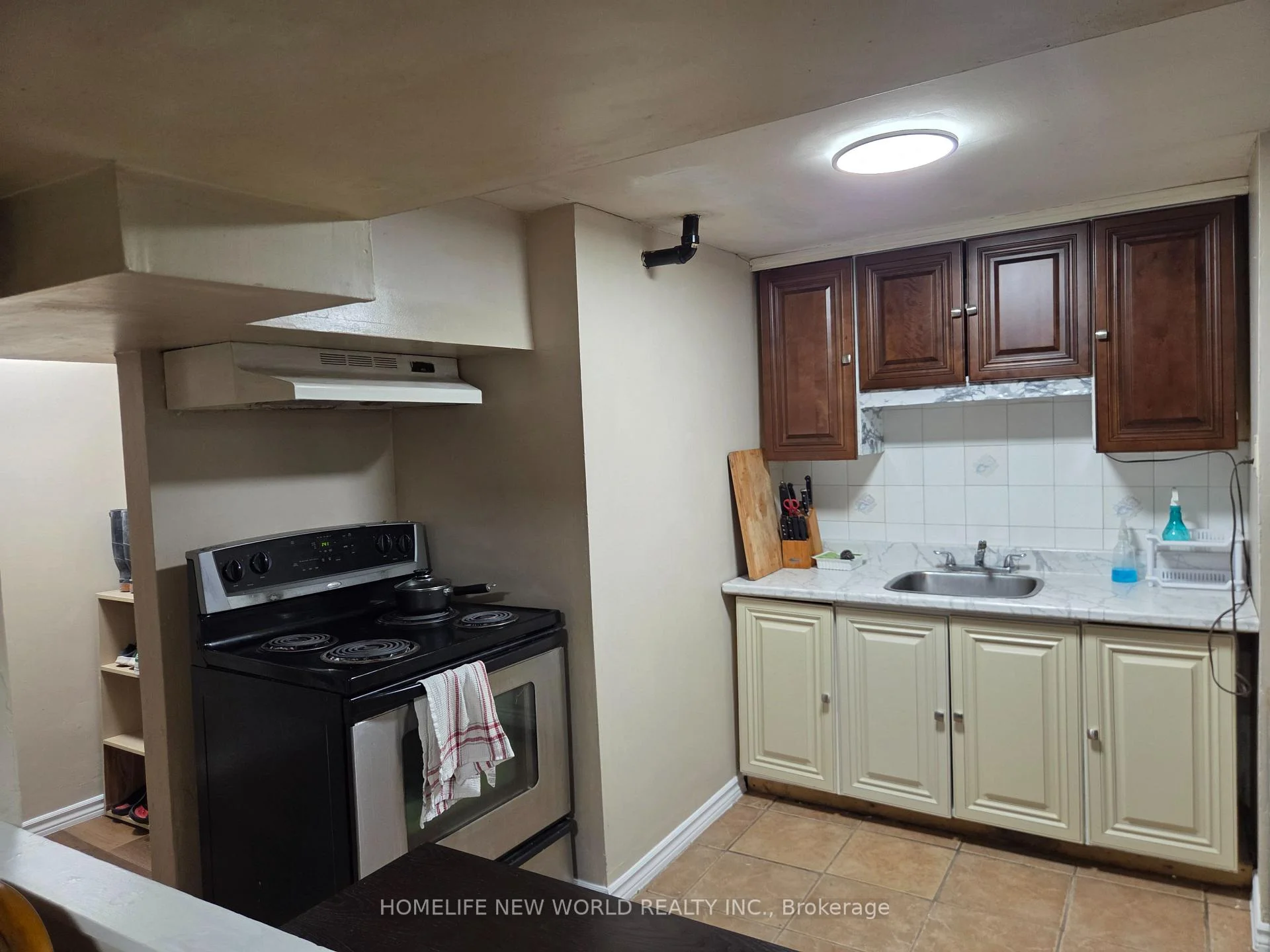 Photo 23 of Unit Bsmt, 19 Benfrisco Crescent S, Scarborough, Woburn — HOMEH
