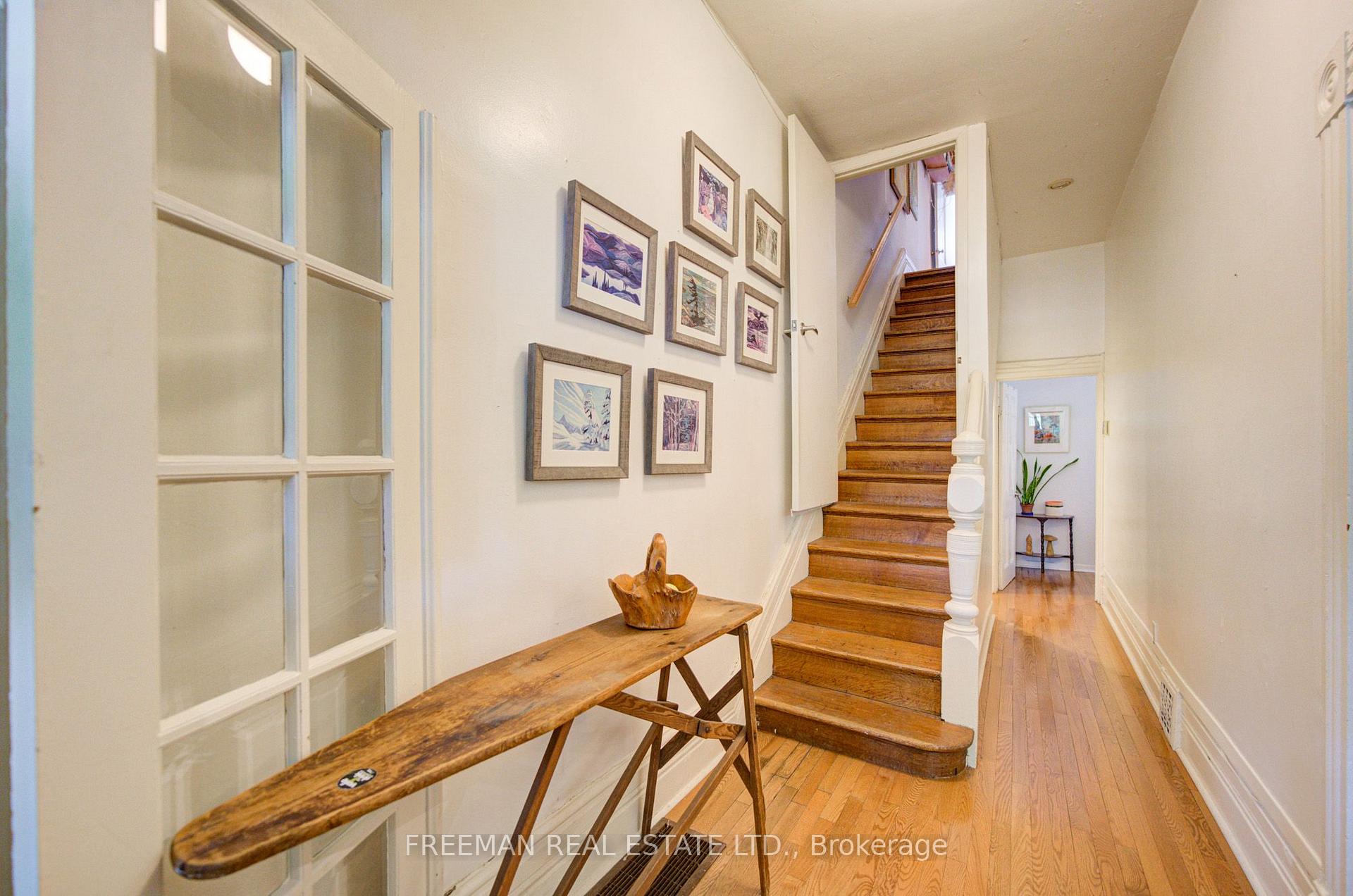 Photo 5 of 46 Brunswick Avenue, Toronto, University — HOMEH
