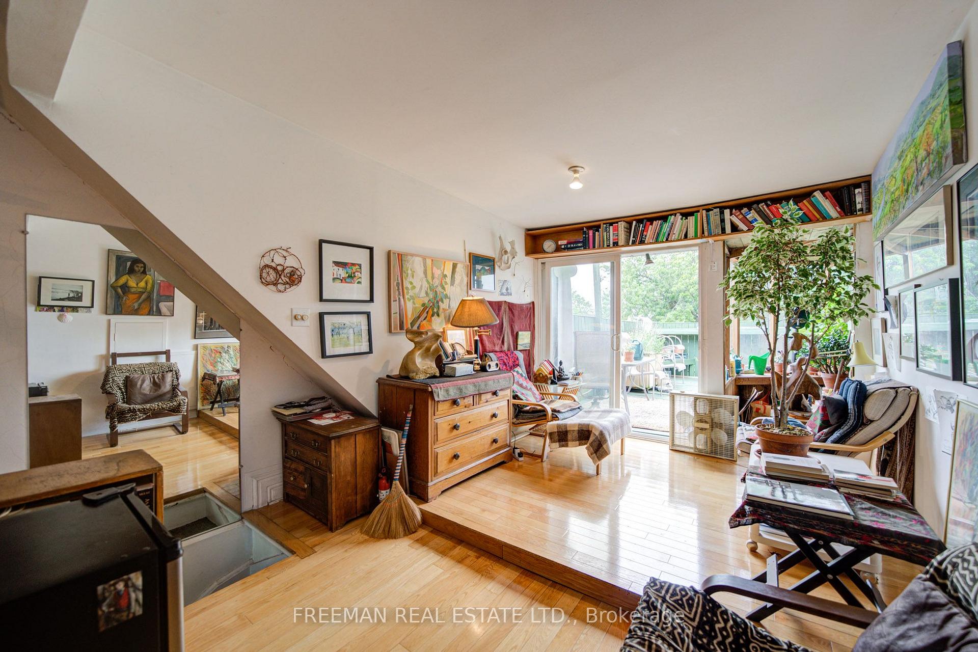 Photo 20 of 46 Brunswick Avenue, Toronto, University — HOMEH