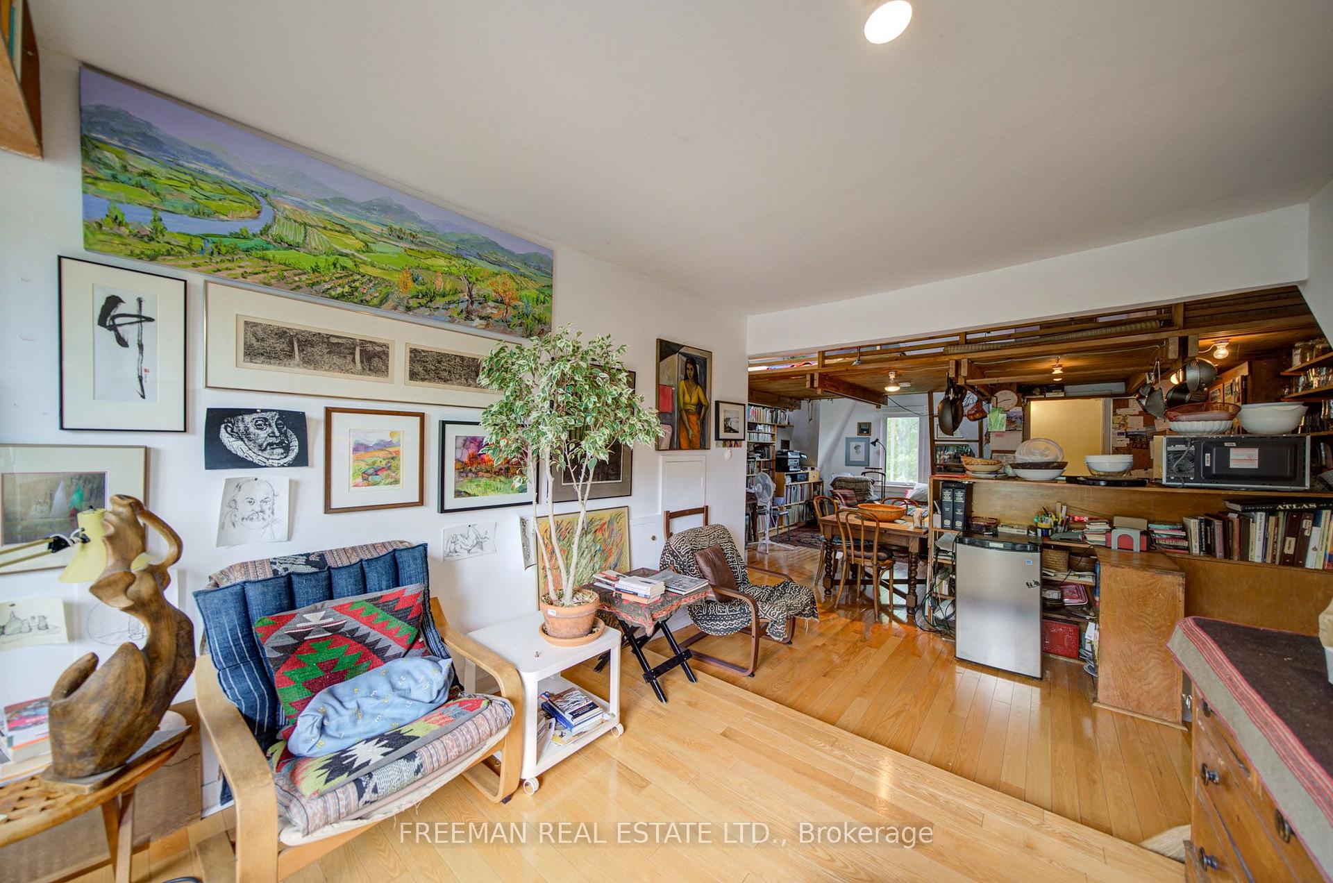 Photo 21 of 46 Brunswick Avenue, Toronto, University — HOMEH