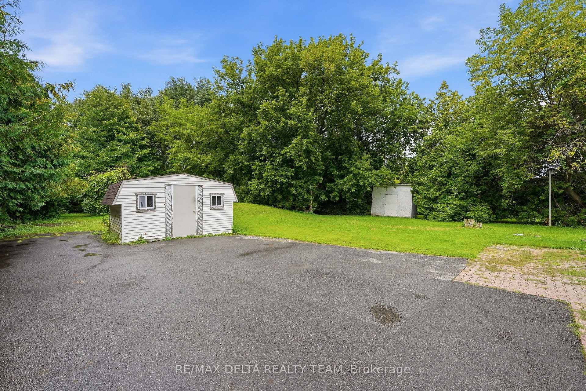 Photo 23 of 2604 Mer Bleue Road, Ottawa, Mer Bleue/Bradley Estates/Anderson Park — HOMEH