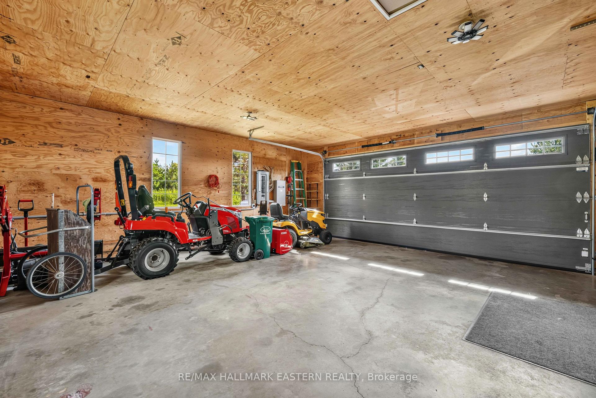 Photo 27 of 184 Golf Course Road, Quinte West, Sidney Ward — HOMEH