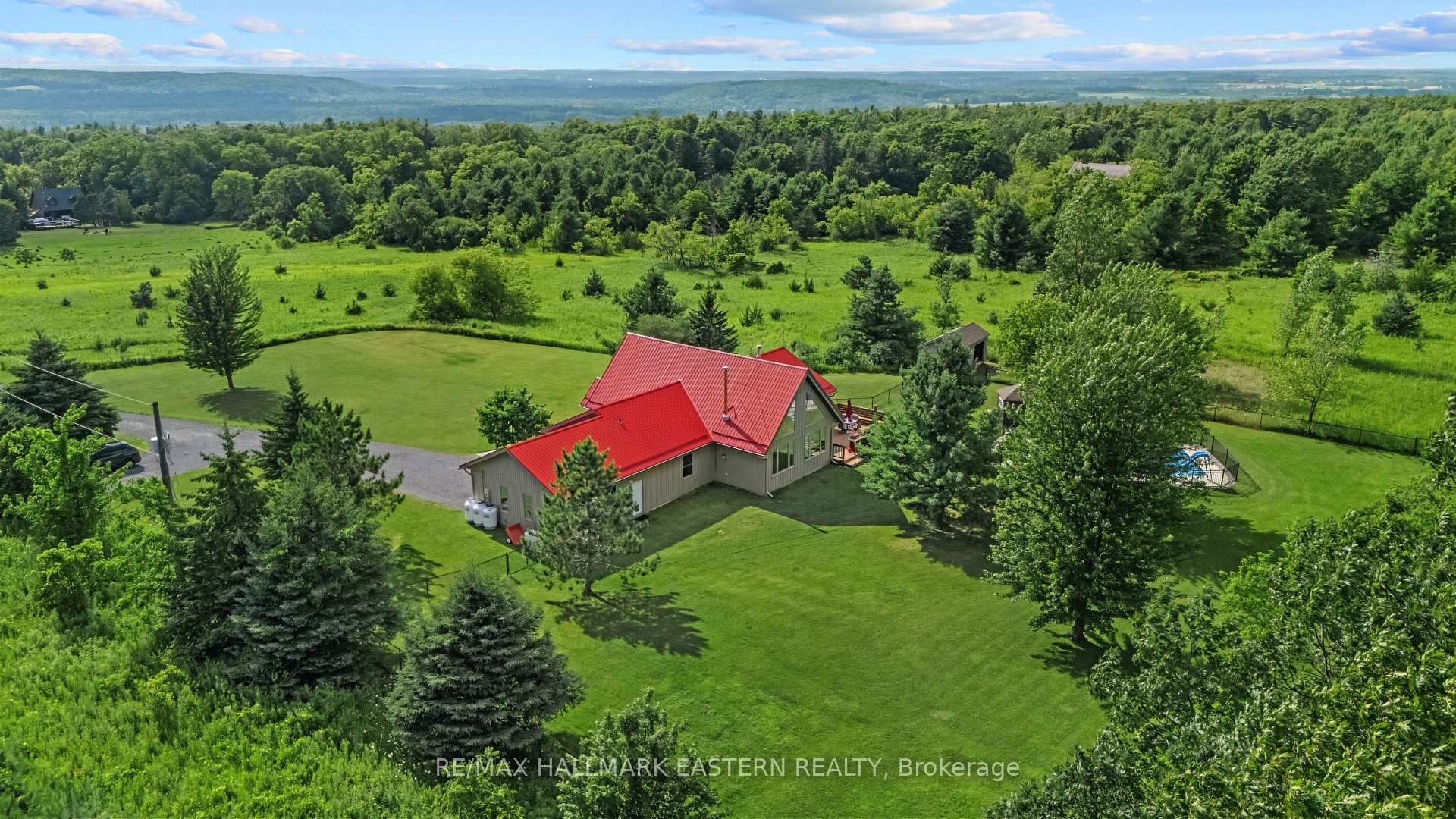 Photo 31 of 184 Golf Course Road, Quinte West, Sidney Ward — HOMEH