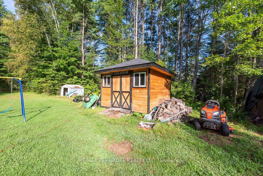 Photo 6 of 393 Biggs Road, Laurentian Valley, Laurentian Valley — HOMEH