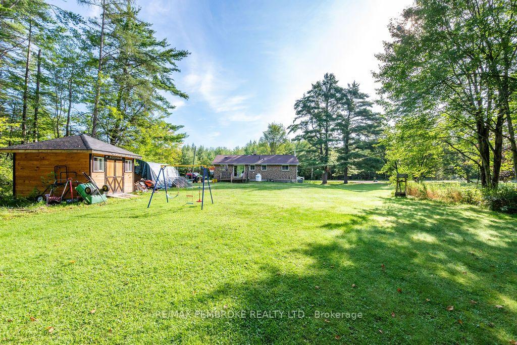 Photo 8 of 393 Biggs Road, Laurentian Valley, Laurentian Valley — HOMEH
