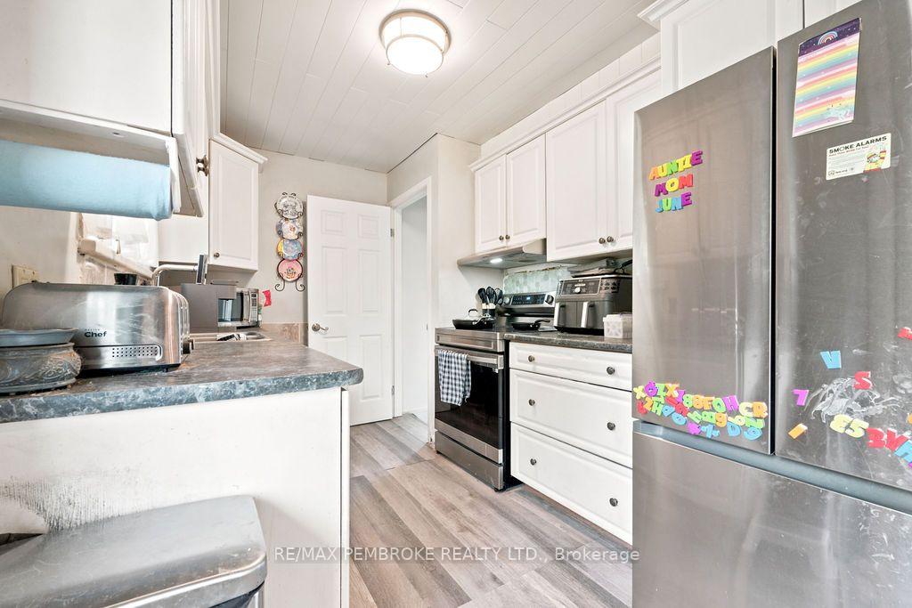 Photo 23 of 393 Biggs Road, Laurentian Valley, Laurentian Valley — HOMEH