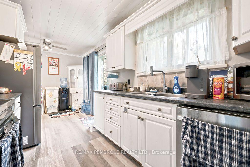 Photo 24 of 393 Biggs Road, Laurentian Valley, Laurentian Valley — HOMEH