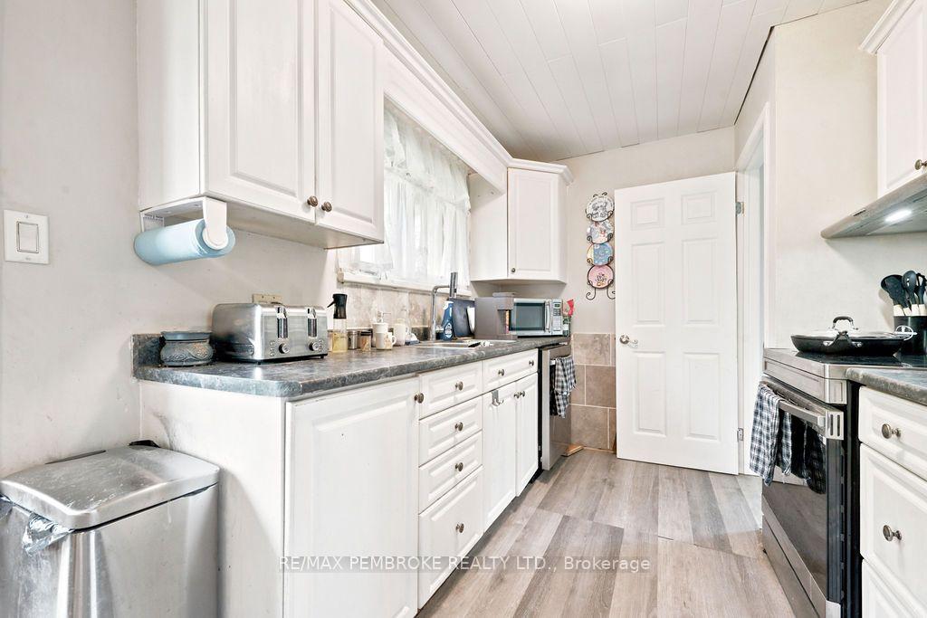Photo 26 of 393 Biggs Road, Laurentian Valley, Laurentian Valley — HOMEH