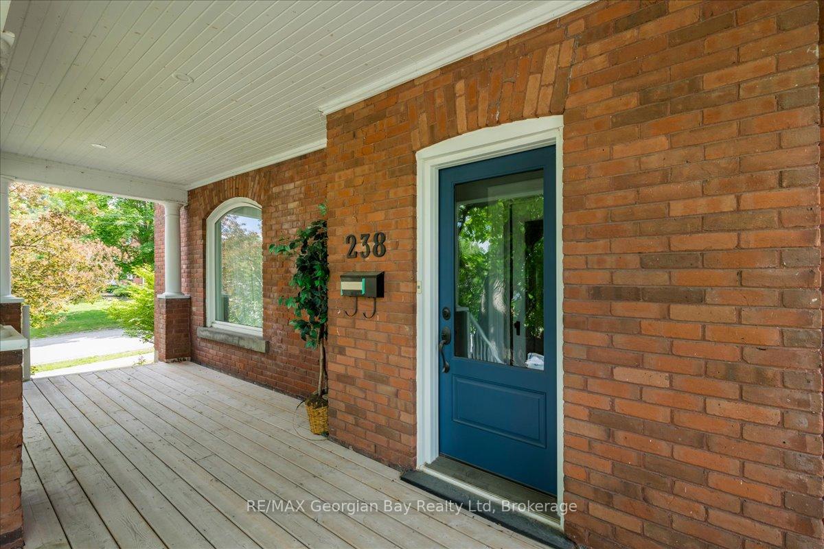 Photo 2 of 238 Sixth Street, Midland — HOMEH