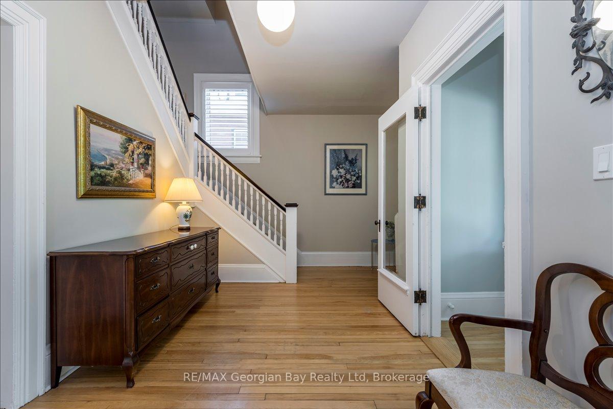Photo 4 of 238 Sixth Street, Midland — HOMEH