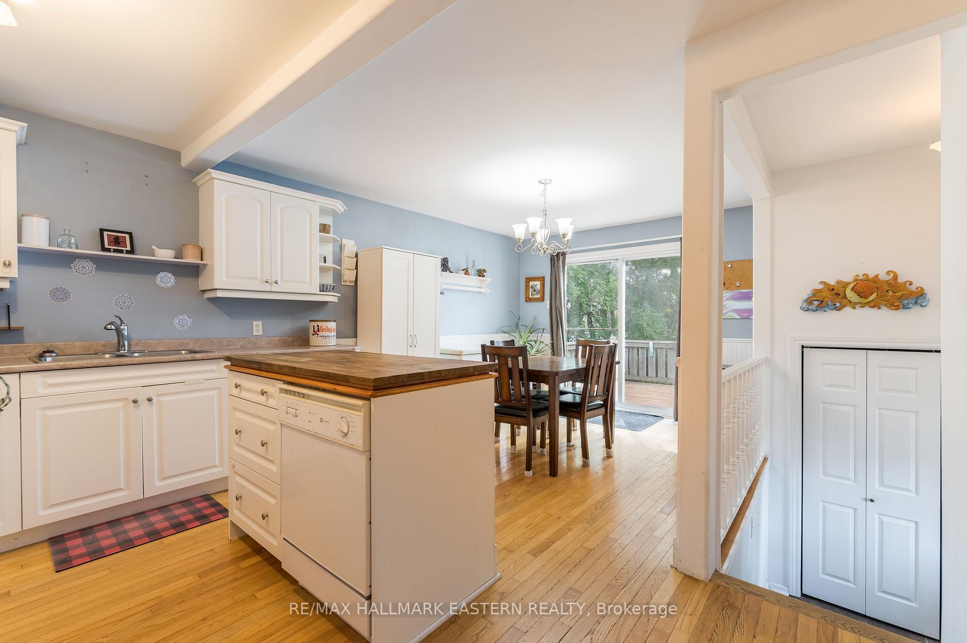 Photo 15 of 767 Duffus Street, Peterborough, Otonabee Ward 1 — HOMEH
