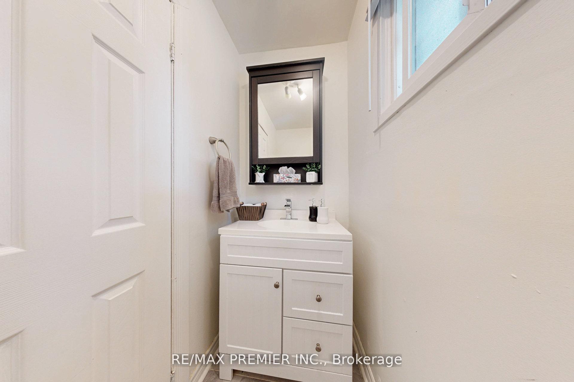 Photo 7 of 120 Ellerslie Road, Brampton, Southgate — HOMEH