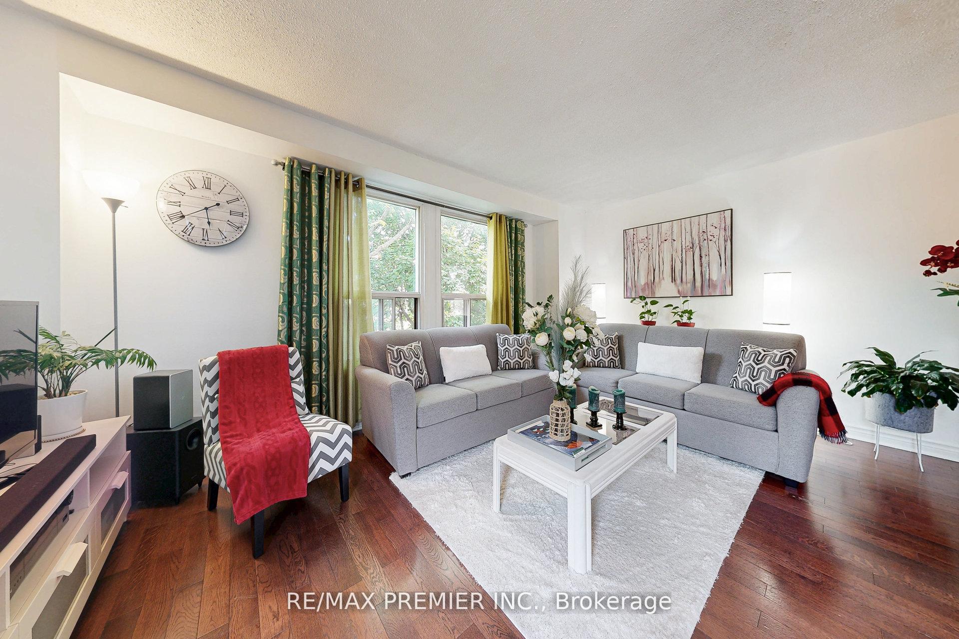 Photo 13 of 120 Ellerslie Road, Brampton, Southgate — HOMEH