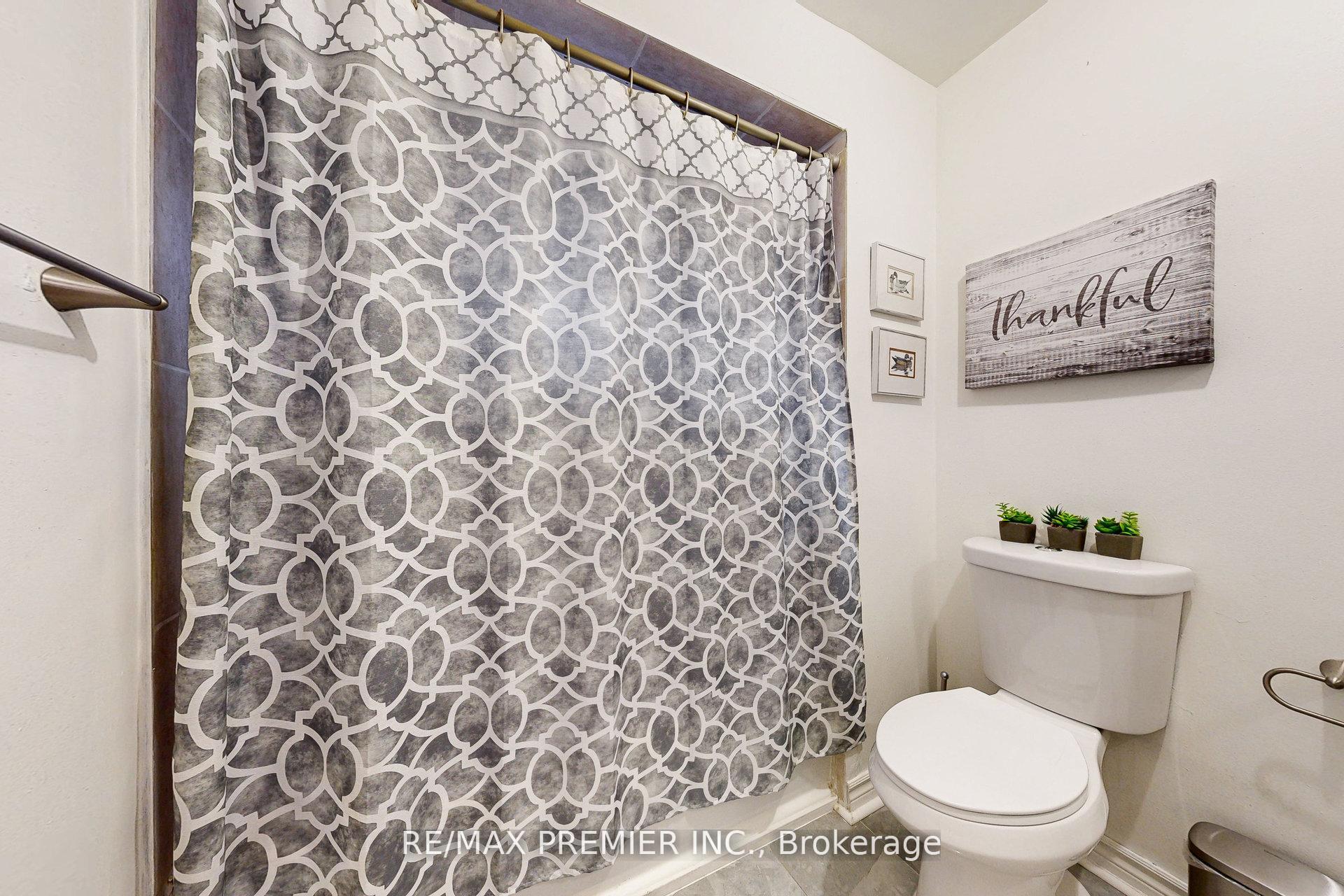 Photo 25 of 120 Ellerslie Road, Brampton, Southgate — HOMEH