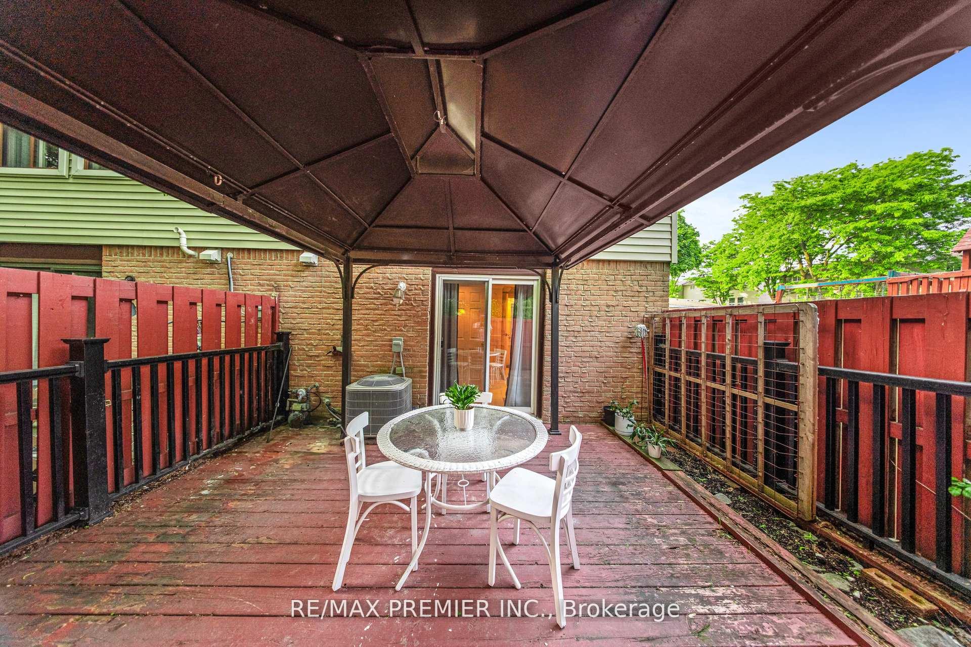 Photo 27 of 120 Ellerslie Road, Brampton, Southgate — HOMEH