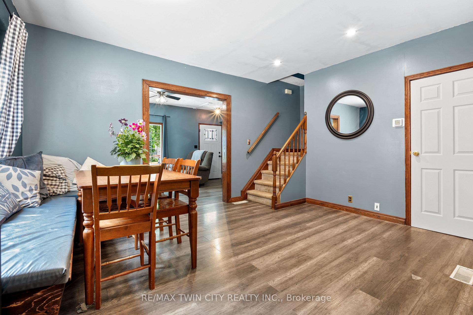Photo 16 of 126 Cayuga Street, Brantford, Eagle Place West — HOMEH