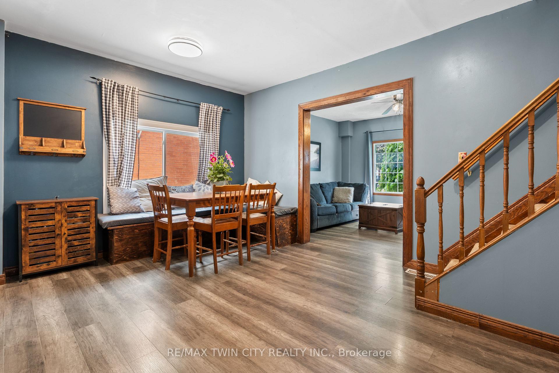 Photo 18 of 126 Cayuga Street, Brantford, Eagle Place West — HOMEH