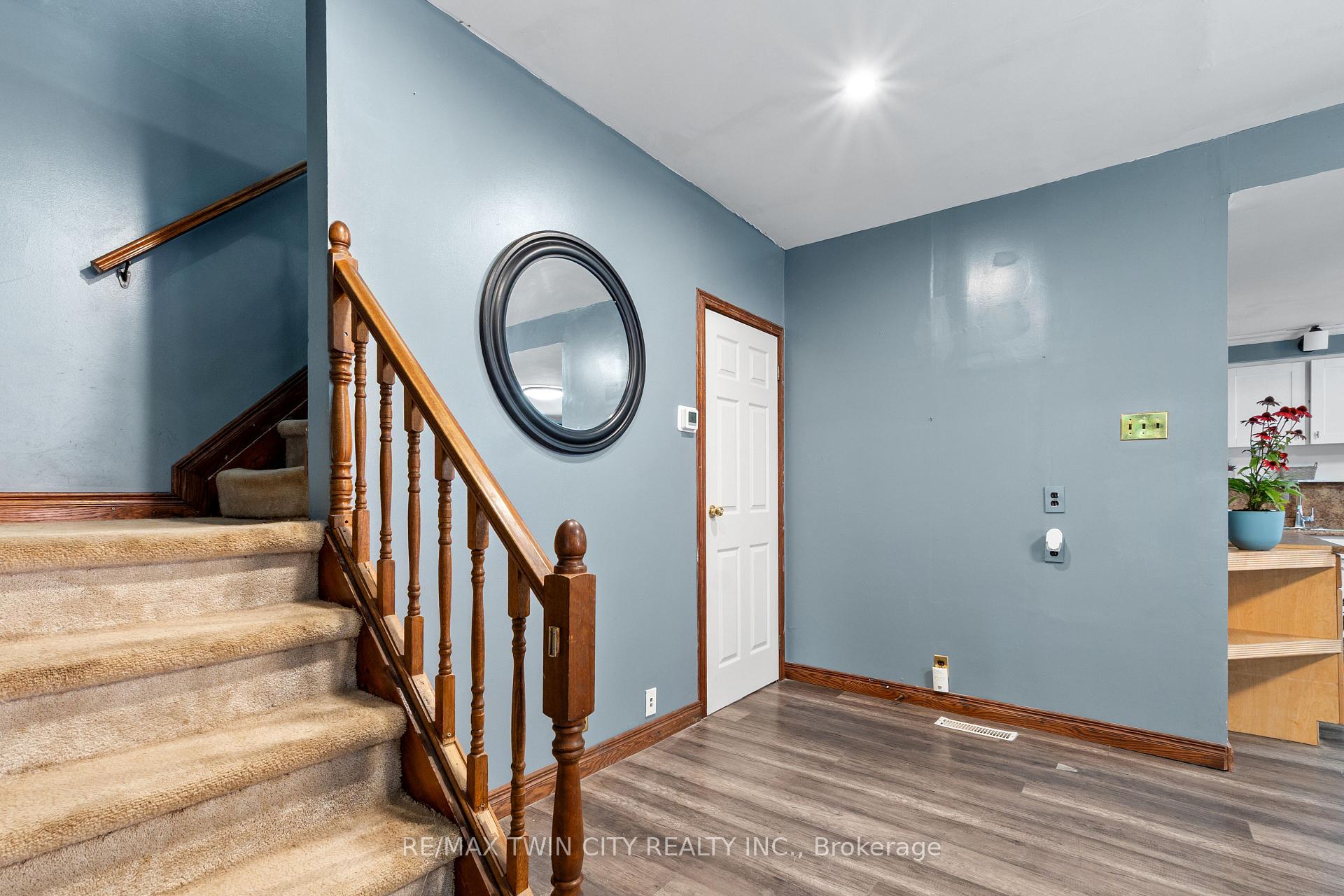 Photo 32 of 126 Cayuga Street, Brantford, Eagle Place West — HOMEH