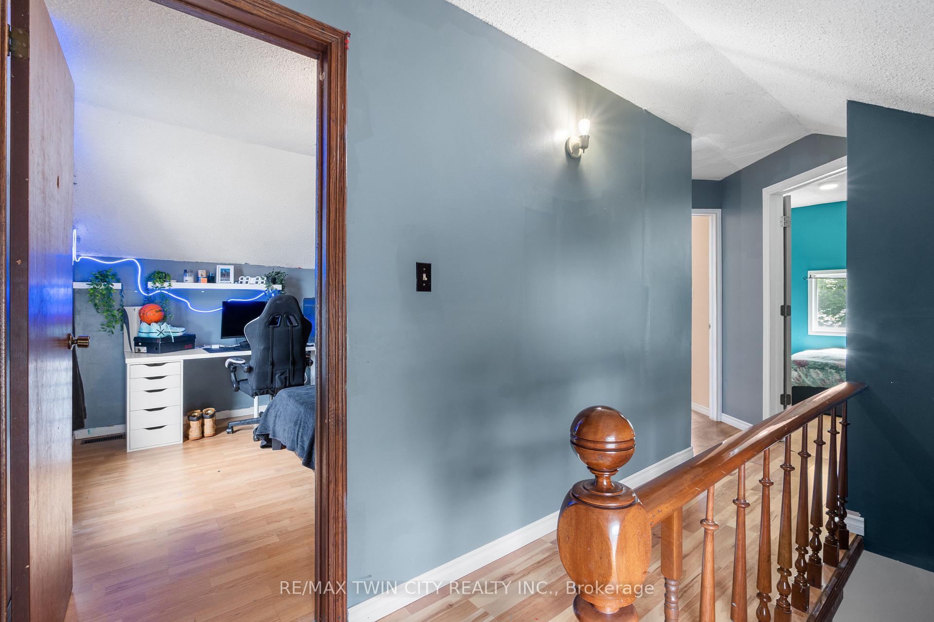 Photo 33 of 126 Cayuga Street, Brantford, Eagle Place West — HOMEH