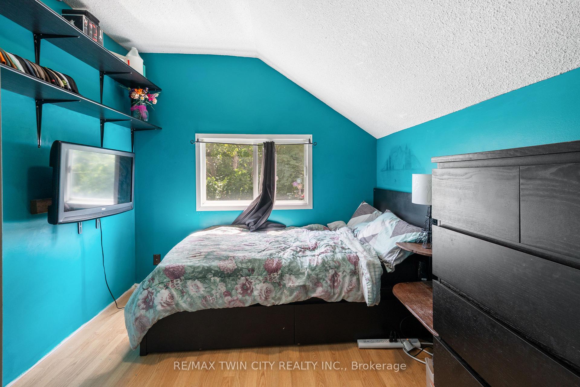 Photo 36 of 126 Cayuga Street, Brantford, Eagle Place West — HOMEH