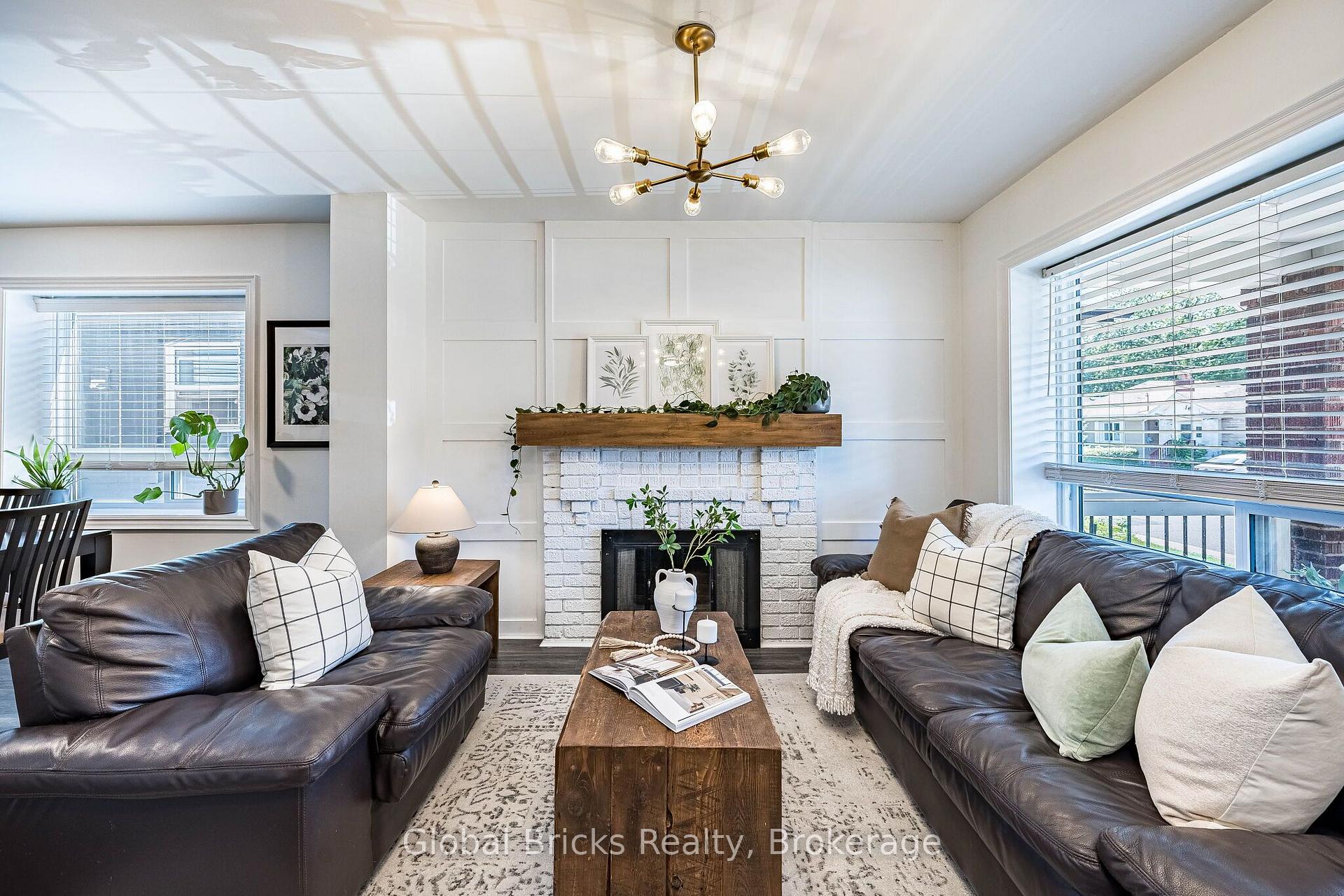 Photo 5 of 19 Elward Boulevard, Scarborough, Oakridge — HOMEH