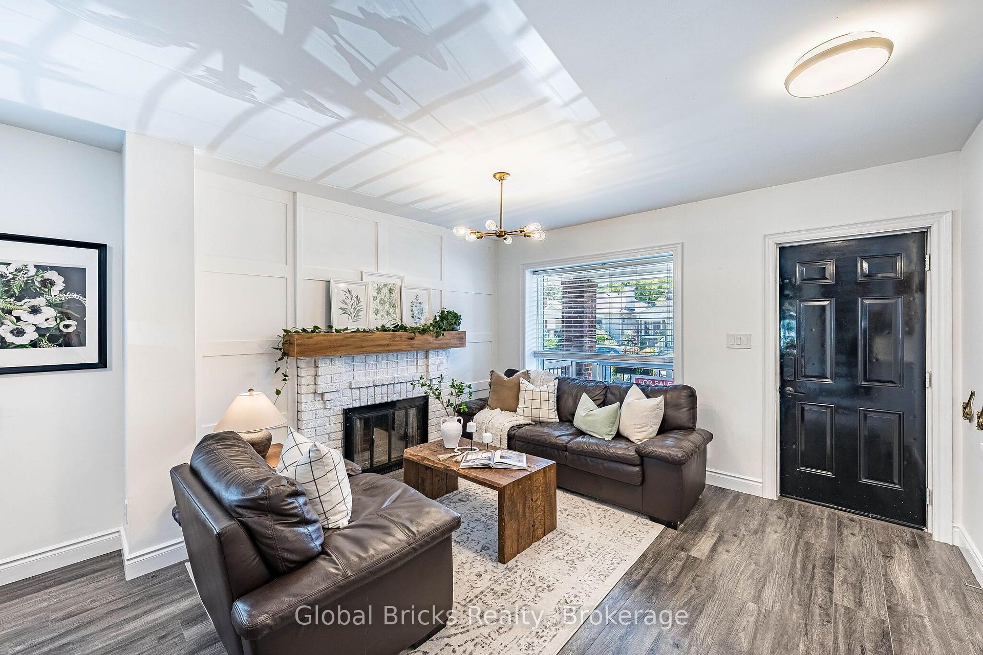 Photo 8 of 19 Elward Boulevard, Scarborough, Oakridge — HOMEH