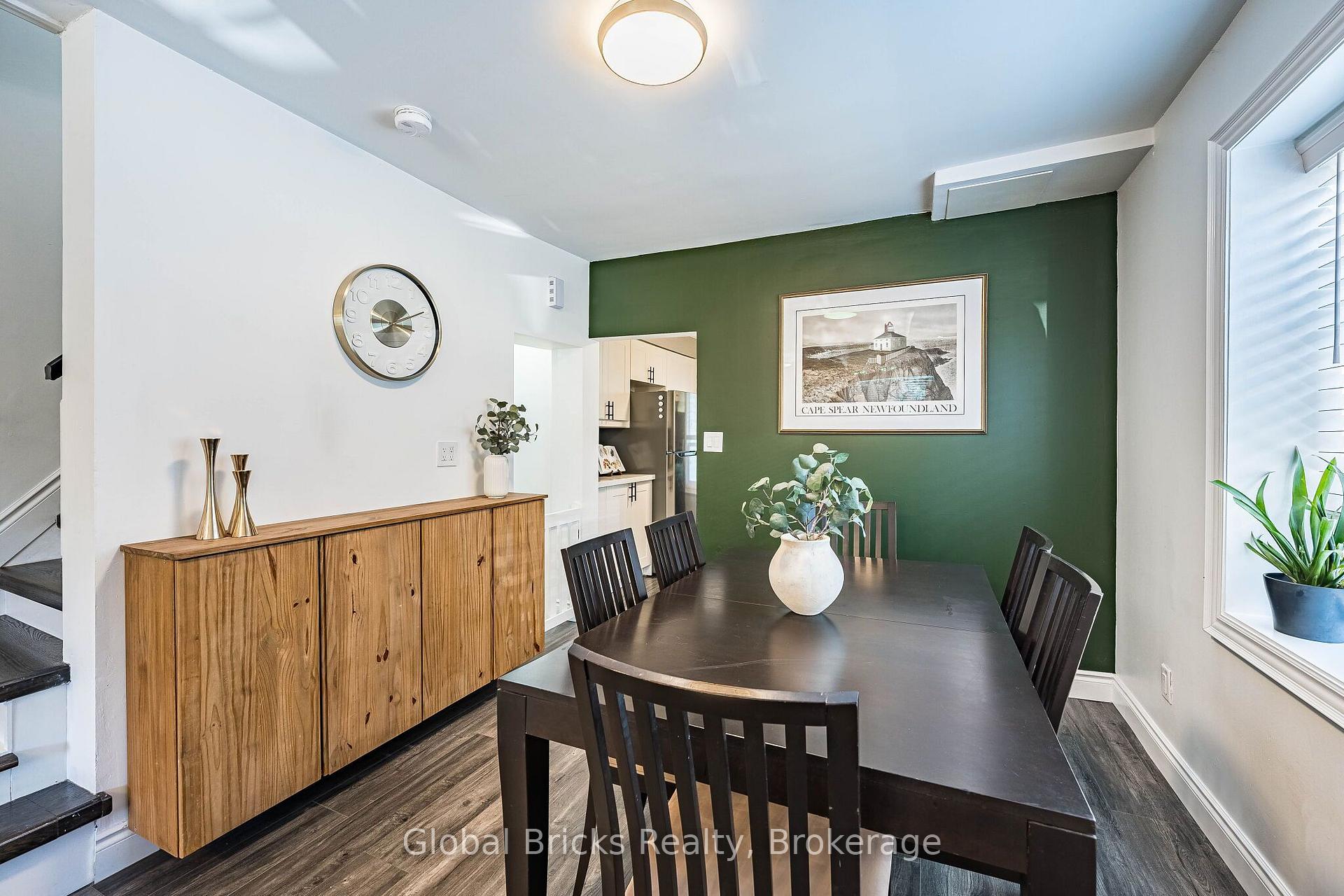 Photo 14 of 19 Elward Boulevard, Scarborough, Oakridge — HOMEH