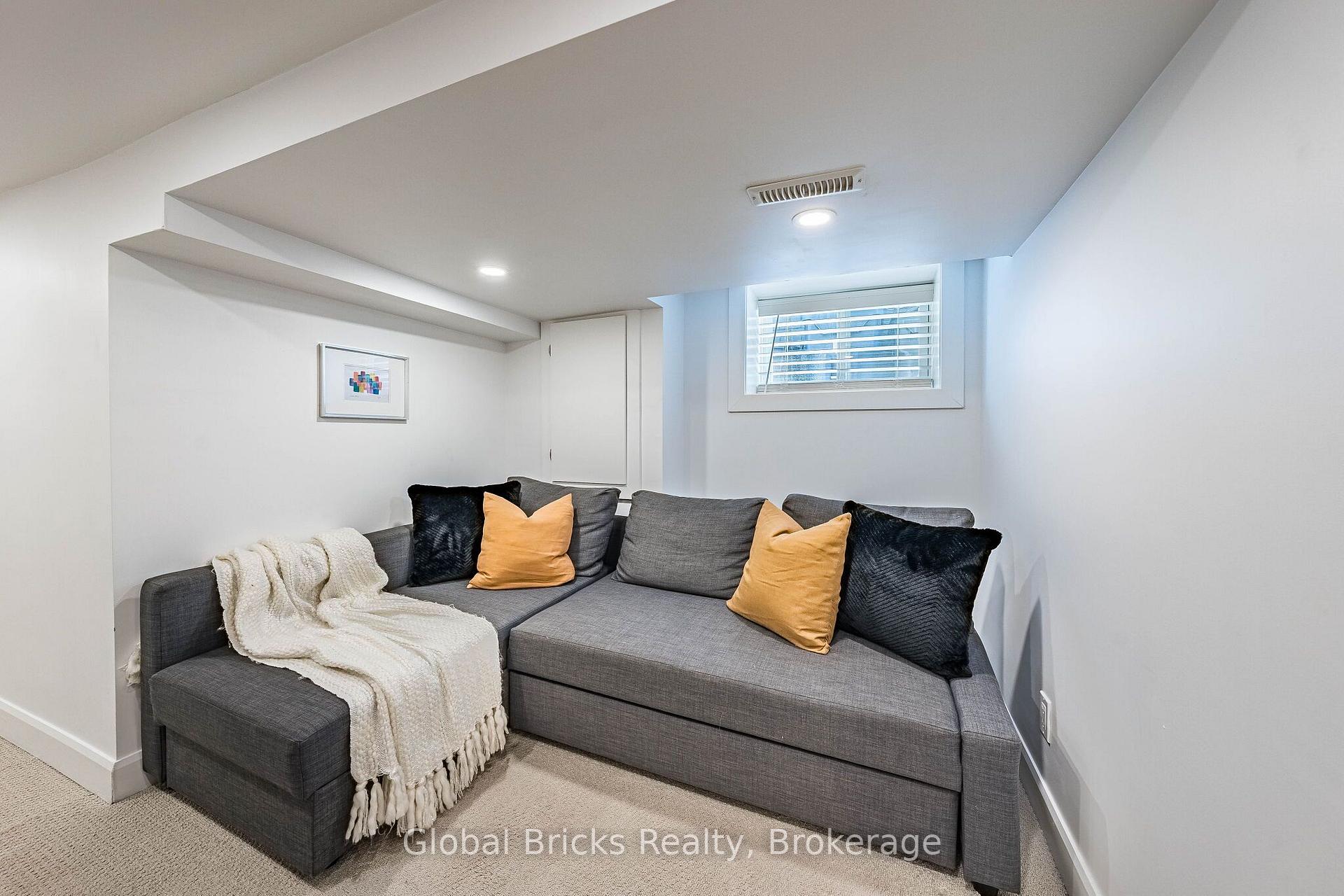 Photo 27 of 19 Elward Boulevard, Scarborough, Oakridge — HOMEH