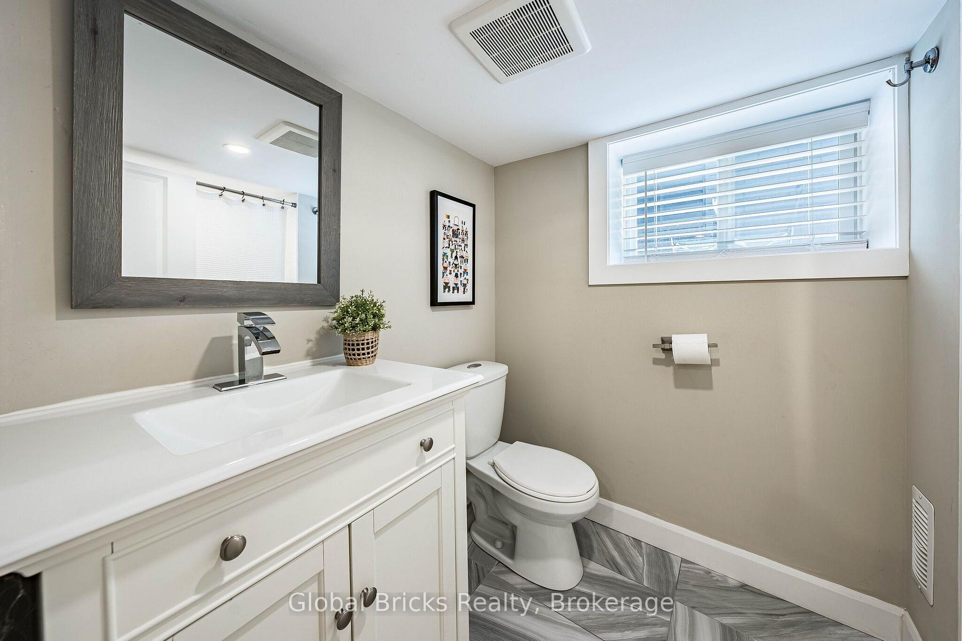 Photo 31 of 19 Elward Boulevard, Scarborough, Oakridge — HOMEH