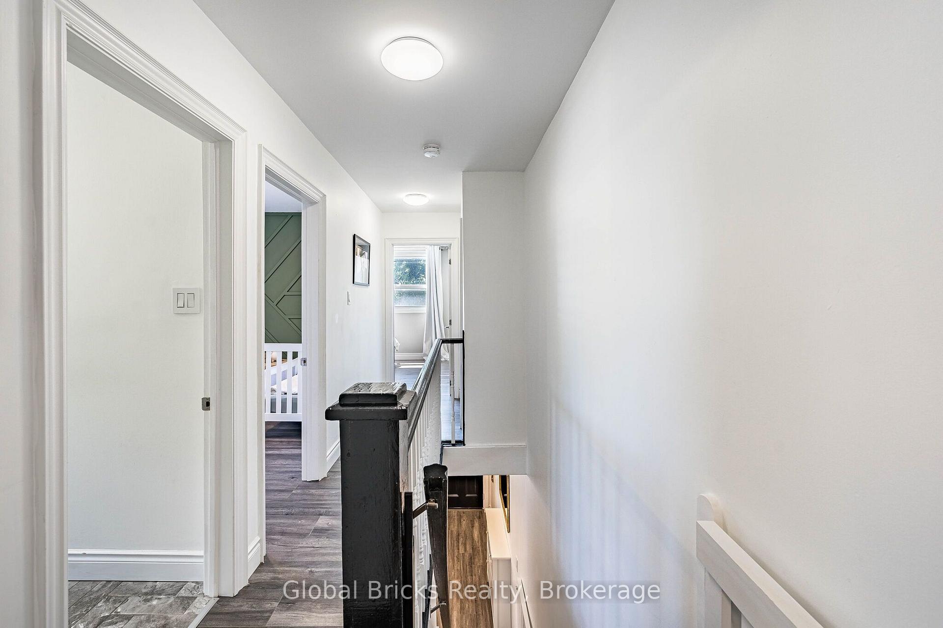 Photo 35 of 19 Elward Boulevard, Scarborough, Oakridge — HOMEH