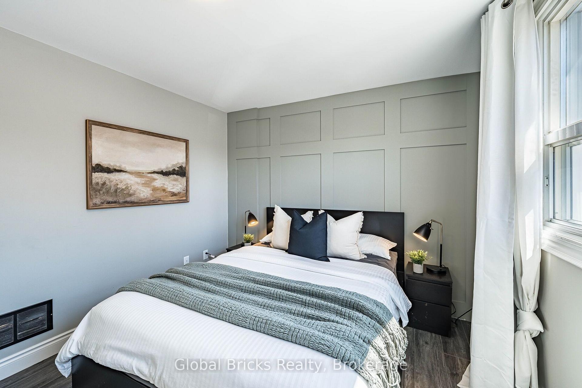 Photo 37 of 19 Elward Boulevard, Scarborough, Oakridge — HOMEH
