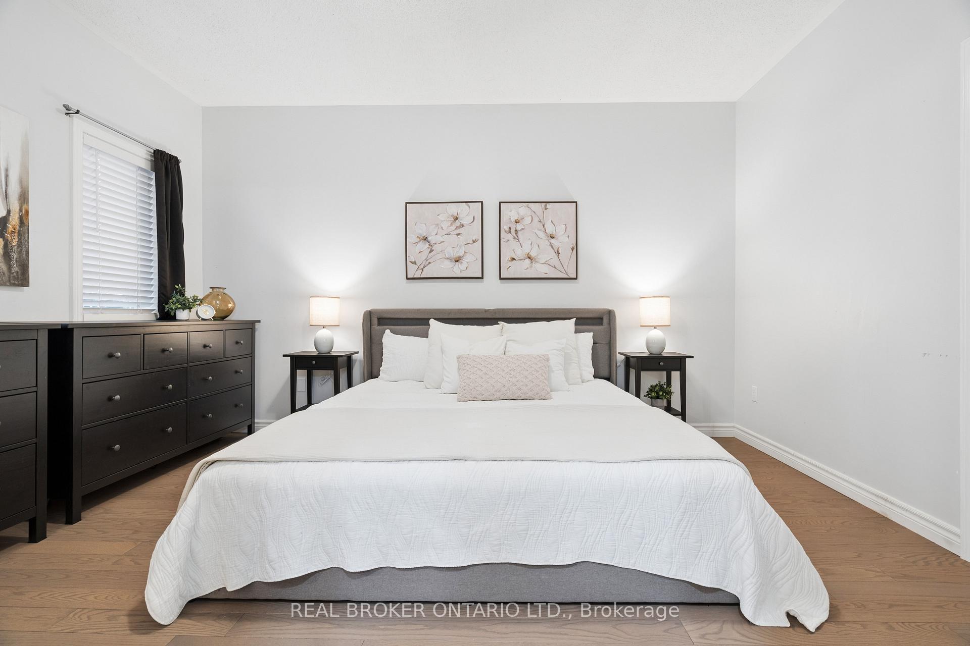 Photo 46 of 27 Spruce Boulevard, Halton Hills, Acton — HOMEH