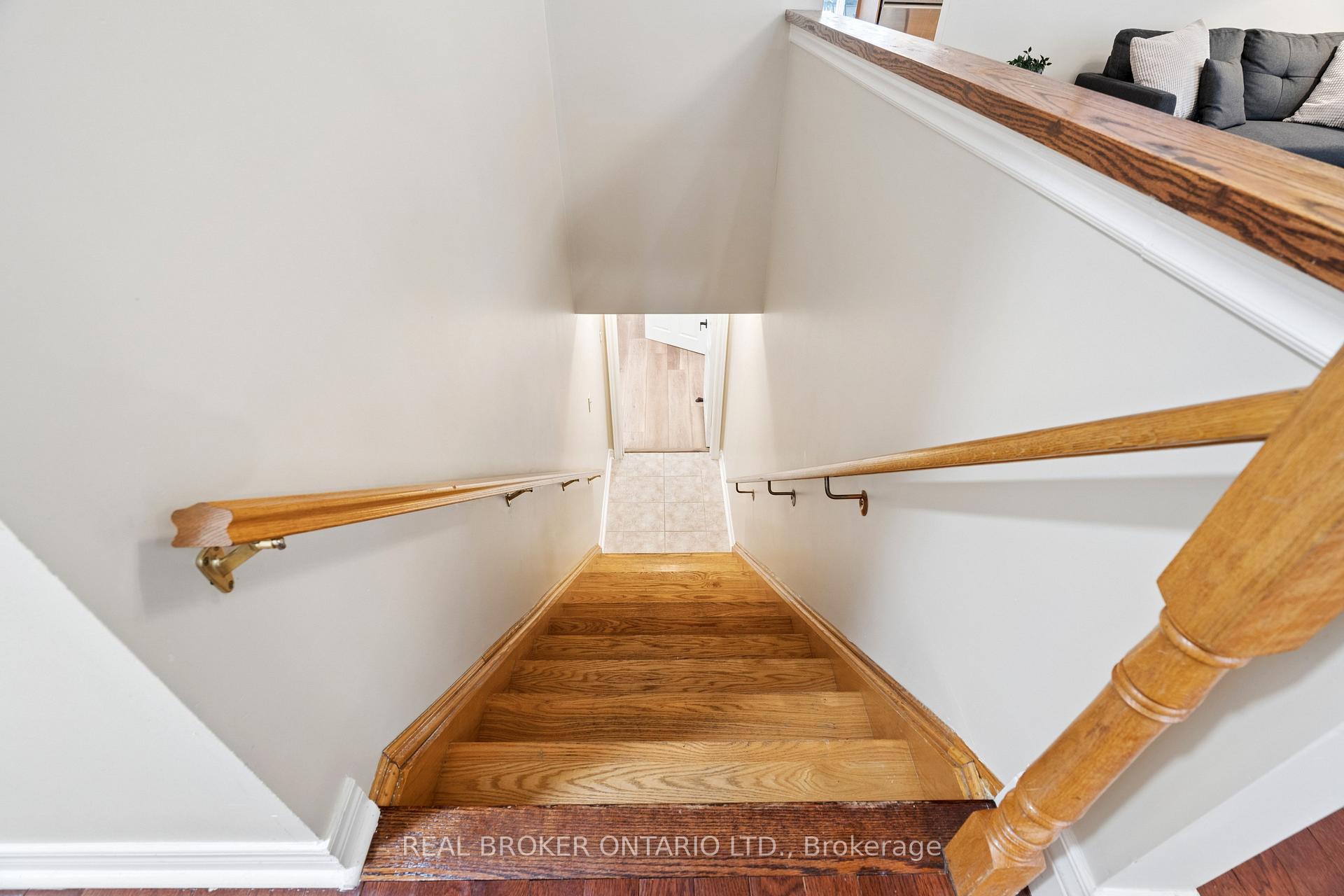 Photo 56 of 27 Spruce Boulevard, Halton Hills, Acton — HOMEH