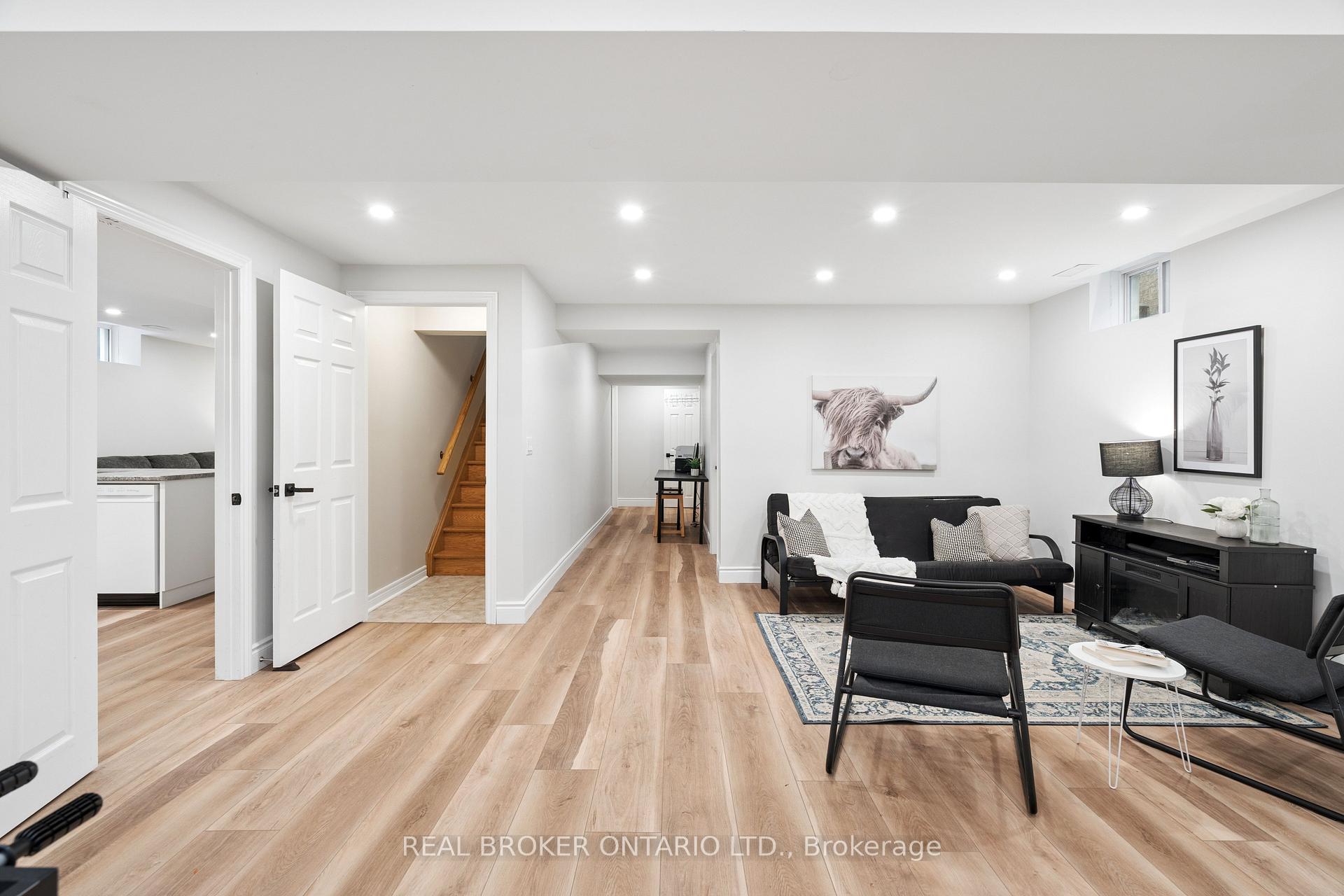 Photo 60 of 27 Spruce Boulevard, Halton Hills, Acton — HOMEH