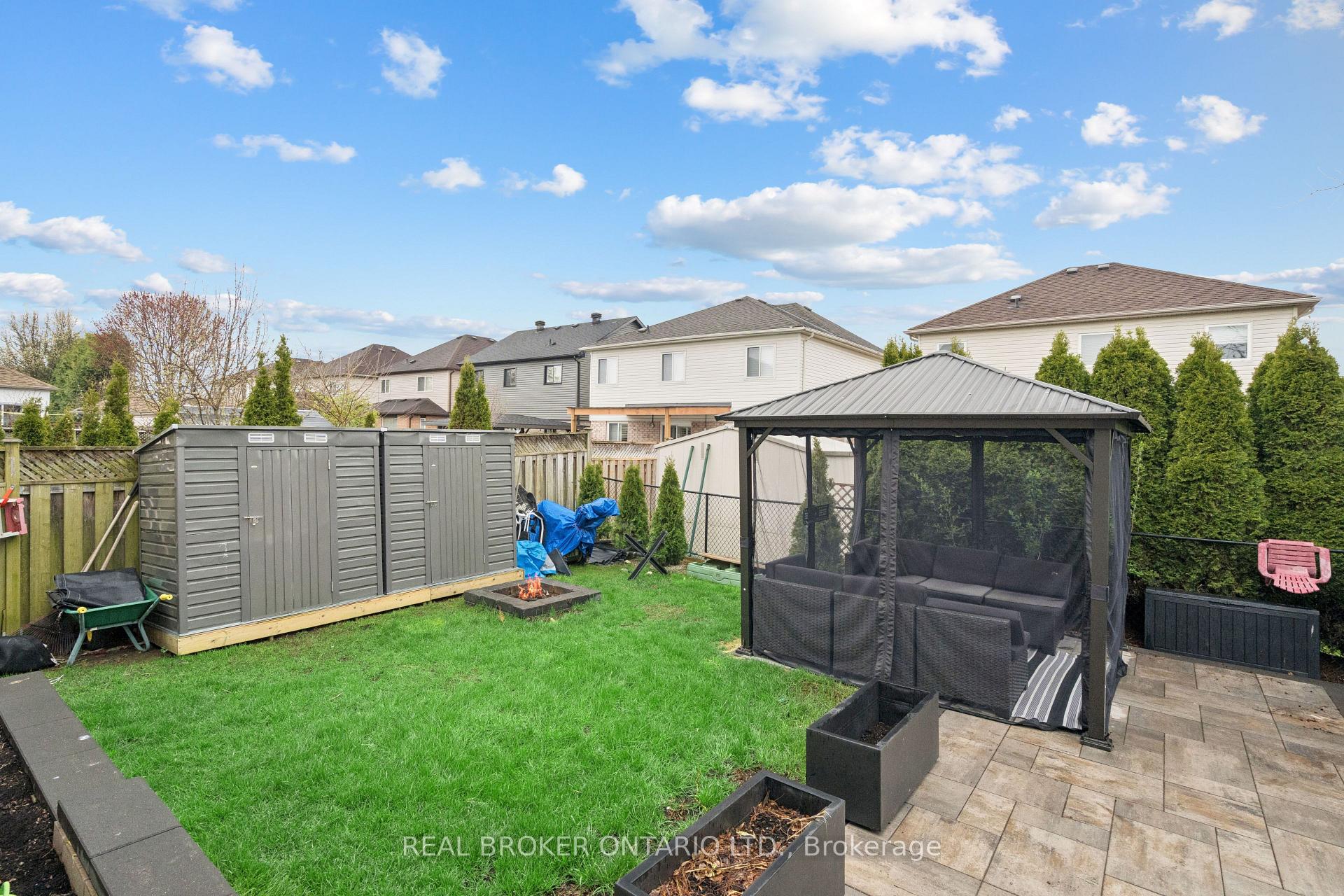 Photo 92 of 27 Spruce Boulevard, Halton Hills, Acton — HOMEH