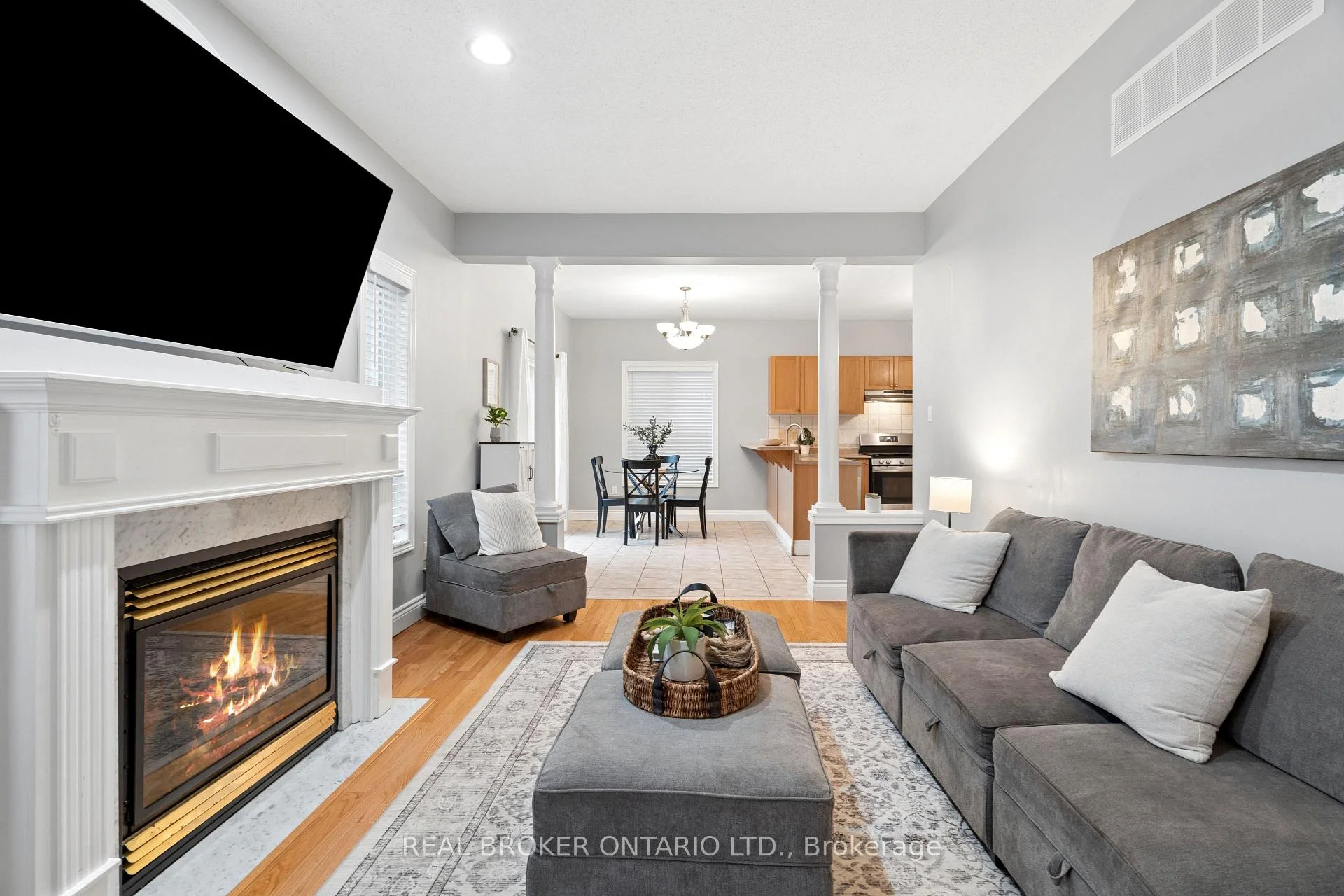 Photo 31 of 27 Spruce Boulevard, Halton Hills, Acton — HOMEH