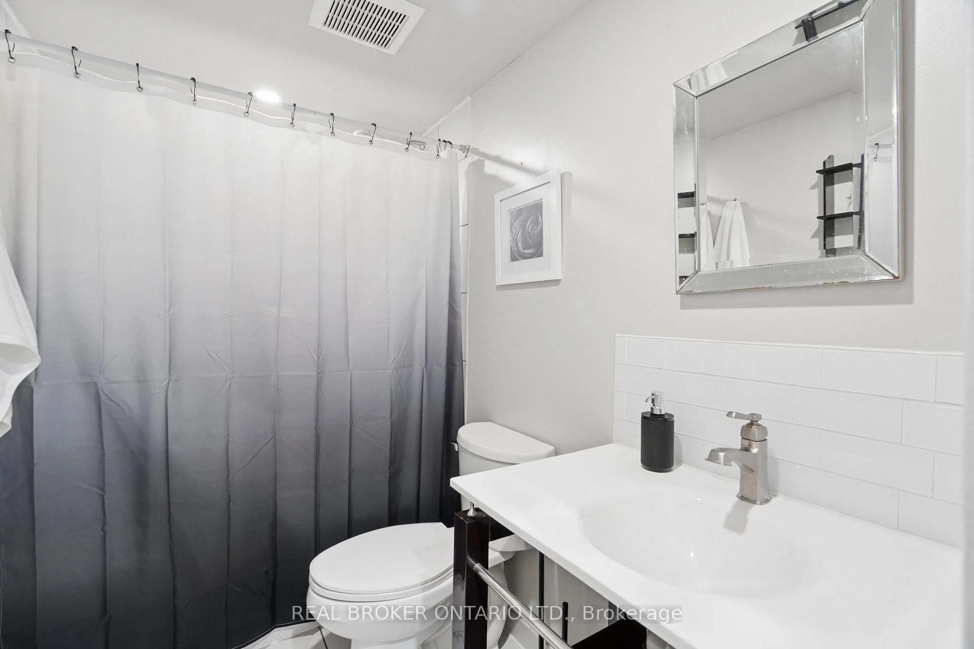 Photo 57 of 27 Spruce Boulevard, Halton Hills, Acton — HOMEH