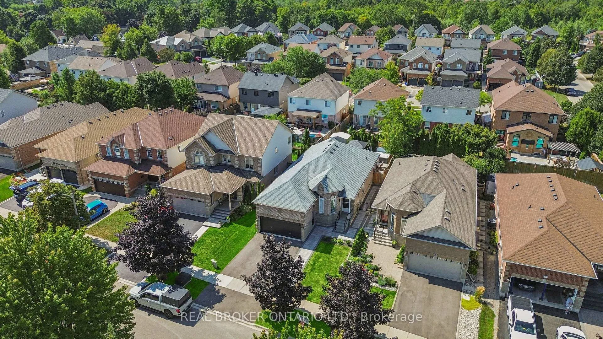 Photo 87 of 27 Spruce Boulevard, Halton Hills, Acton — HOMEH