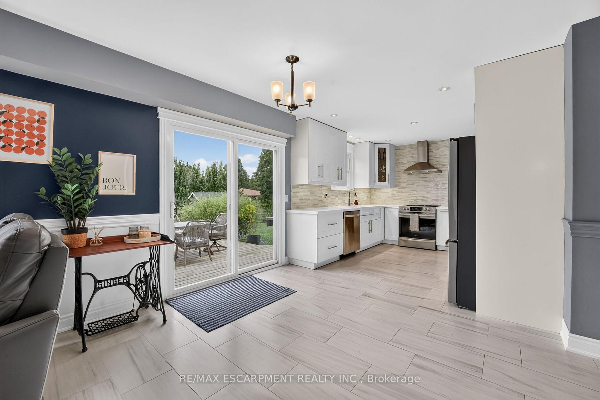 Photo 13 of 3626 Glen Elgin Drive, Lincoln, Lincoln-Jordan/Vineland — HOMEH