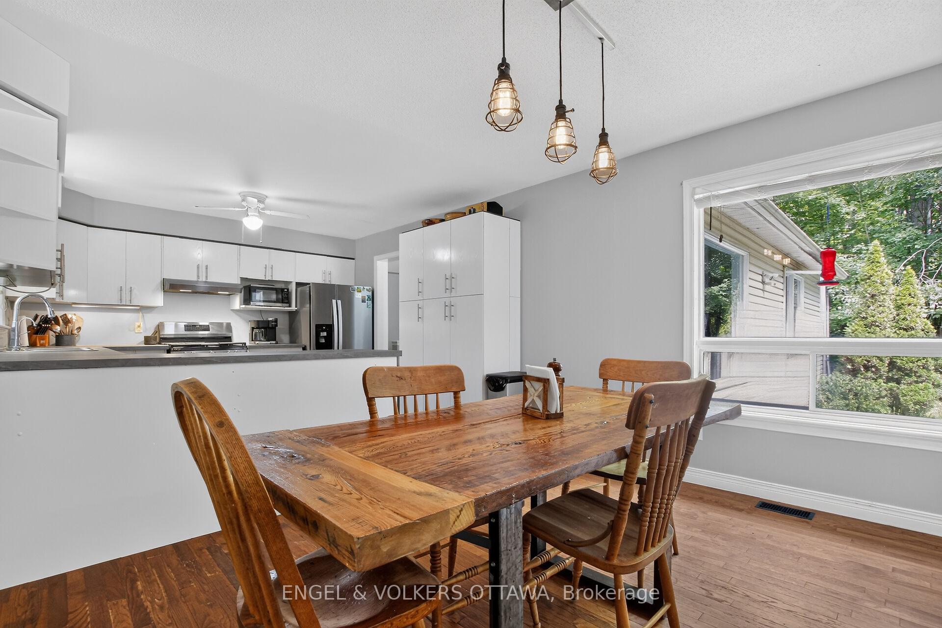 Photo 14 of 1027 Glenashton Road, Beckwith, Beckwith Twp — HOMEH