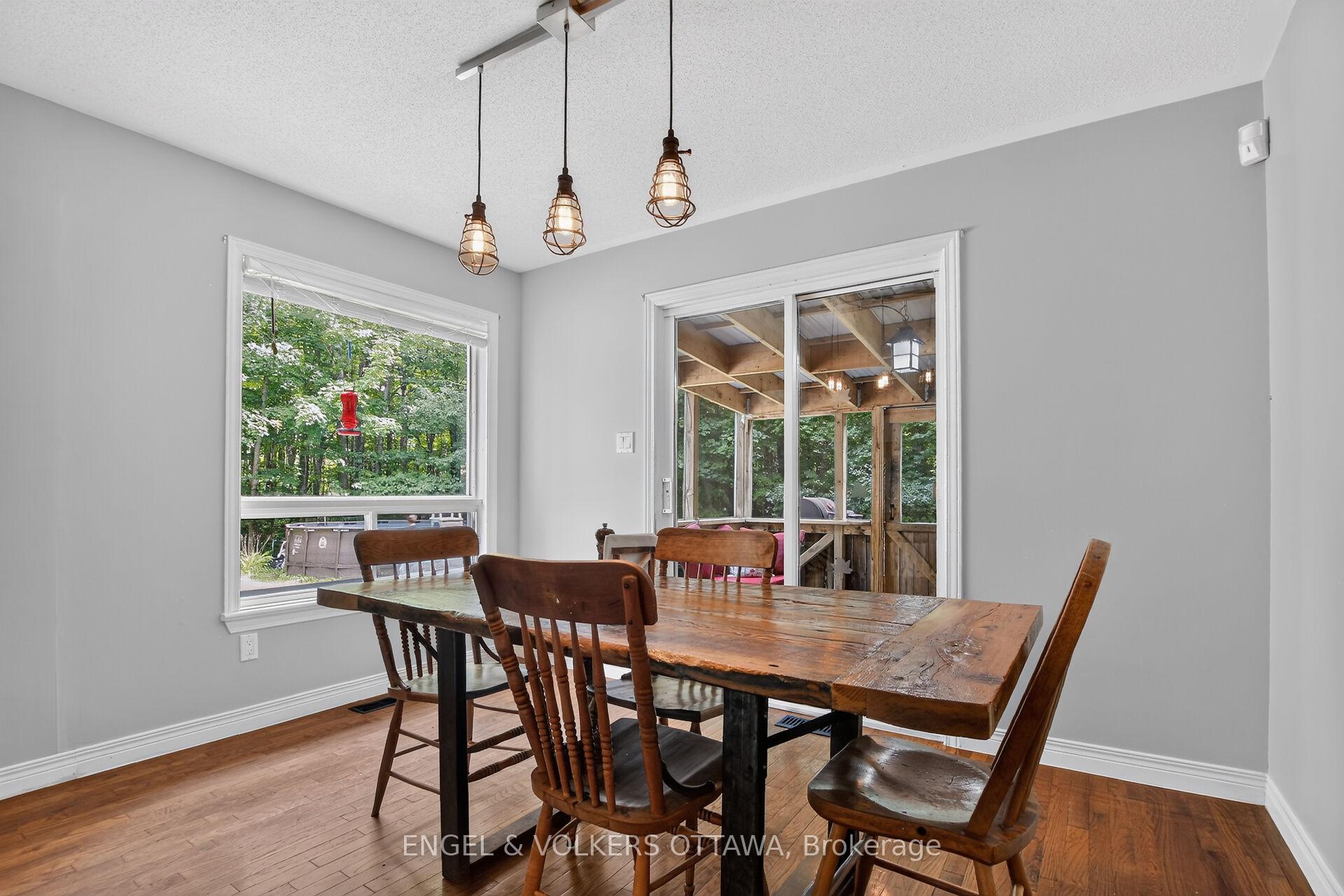 Photo 15 of 1027 Glenashton Road, Beckwith, Beckwith Twp — HOMEH