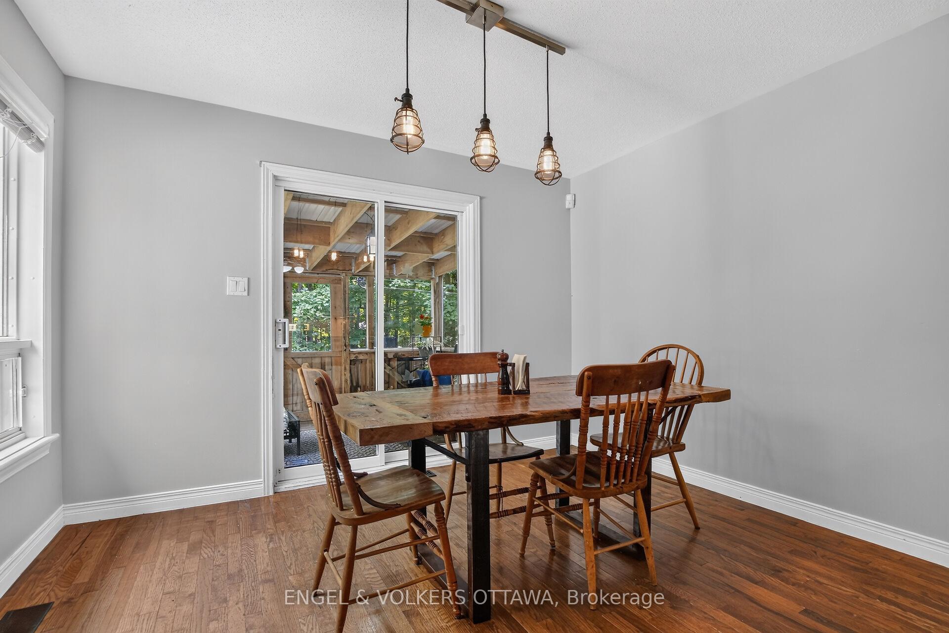 Photo 16 of 1027 Glenashton Road, Beckwith, Beckwith Twp — HOMEH