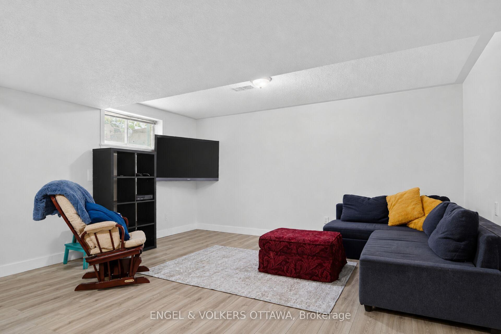 Photo 25 of 1027 Glenashton Road, Beckwith, Beckwith Twp — HOMEH